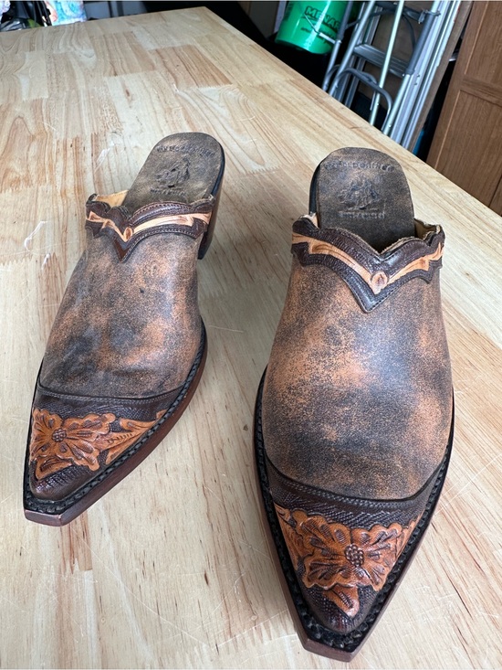 Old Gringo Shoes - Old Gringo Distressed Brown & Tan Pointed Toe Leather Mules